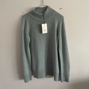 Nwt Theory brand cashmere sweater